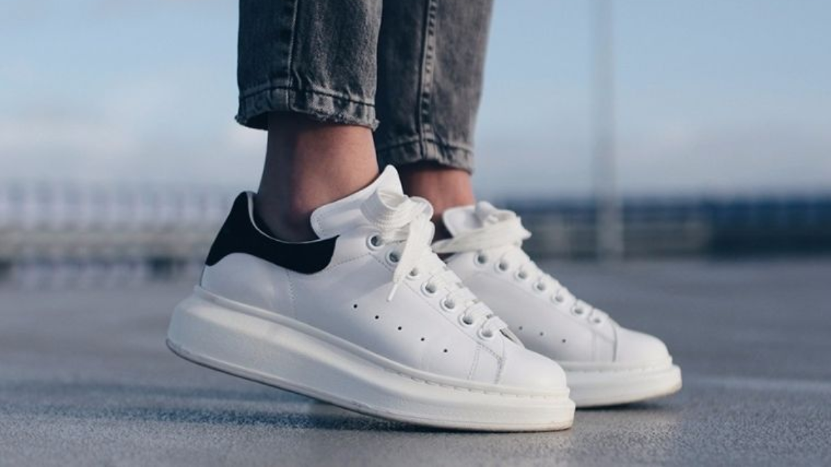 Nhung dieu can biet truoc khi mua giay Alexander McQueen