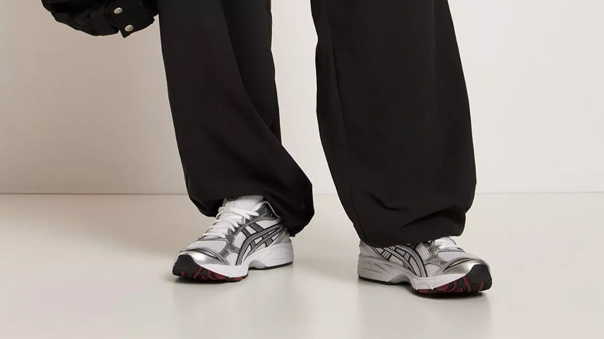 Hinh anh 2: Nhung mau giay the thao ASICS tot nhat ma ban khong the bo qua