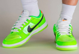 Giay Nike Dunk Low SE 'Splash Volt' FJ4610-702