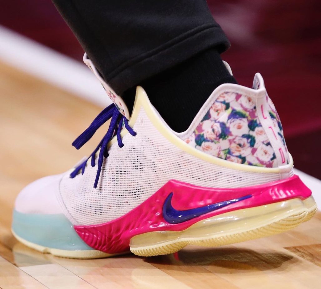 Những phối màu Nike Lebron 19 được săn đón nhiều nhất Hinh anh 7: Nhung phoi mau Nike Lebron 19 duoc san don nhieu nhat