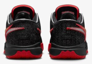 Giay Nike LeBron 20 'Miami Heat' DJ5423-001