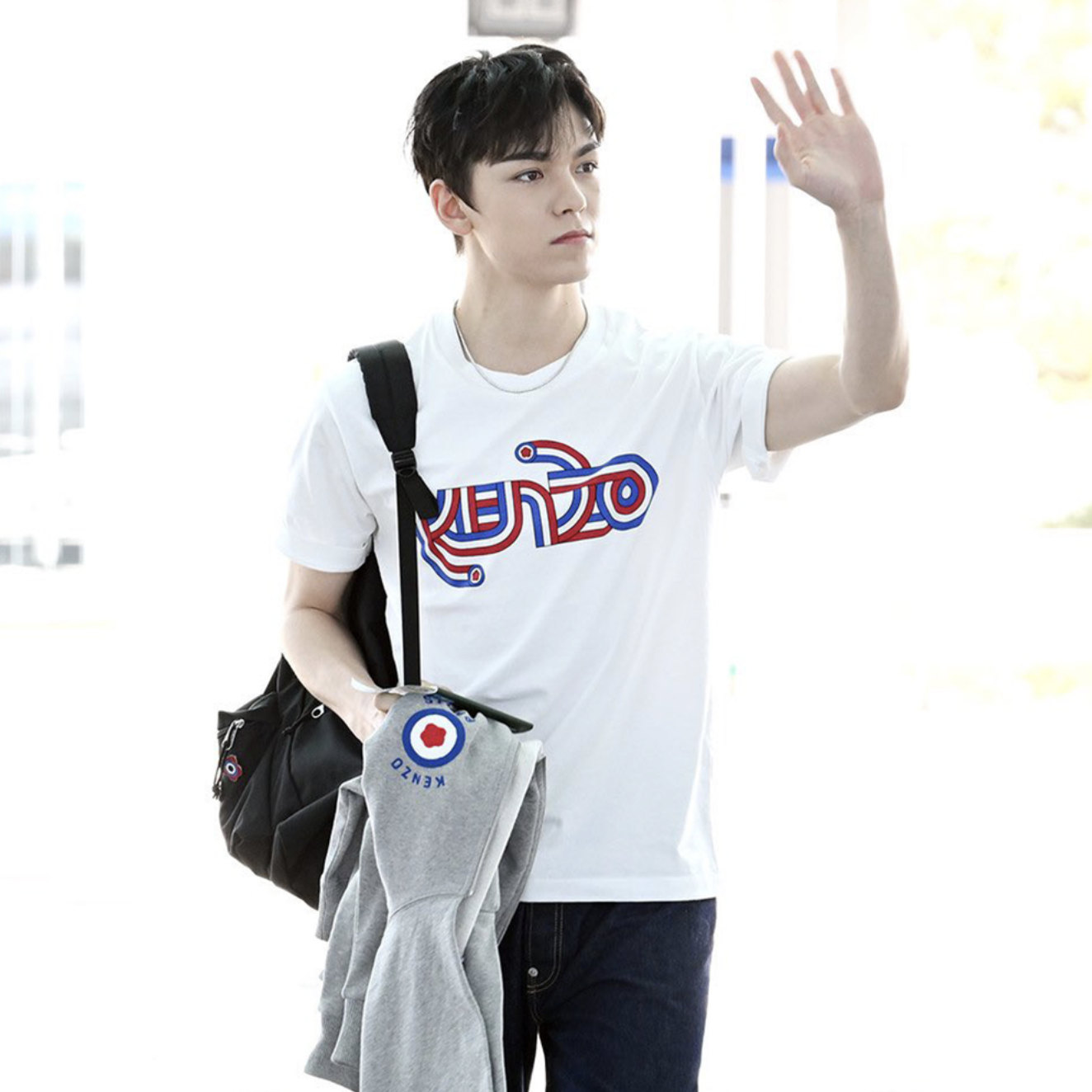 Hinh anh 2: Vernon (SEVENTEEN) dam nhan vai tro dai su thuong hieu Kenzo