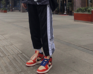 Giay Nike Air Jordan 1 Mid SE GS 'Team Orange' BQ6931-800