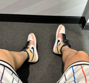 Giay Nike Air Jordan 1 Mid SE ‘Flight Club’ DX4332-800