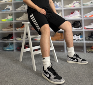 Giay Nike Air Jordan 1 Retro Low OG 'Black Cement' CZ0790-001