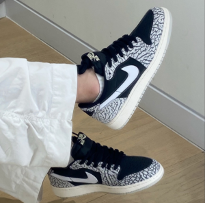 Giay Nike Air Jordan 1 Retro Low OG 'Black Cement' CZ0790-001