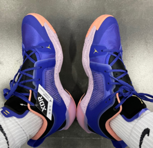 Giay Nike Jordan 37 'Low Lapis' DQ4122-400