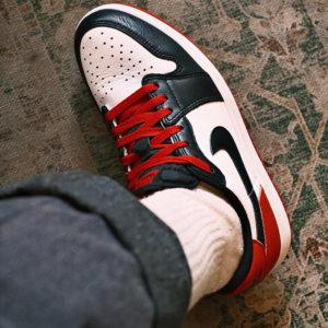 Giay Nike Air Jordan 1 Retro Low OG 'Black Toe' CZ0790-106