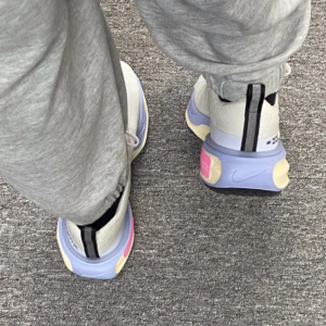 Giay Nike Invincible Run 3 'White Cobalt Bliss' DR2615-100