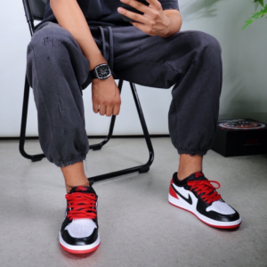 Giay Nike Air Jordan 1 Retro Low OG 'Black Toe' CZ0790-106