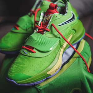 Giay Nike Zoom Freak 3 NRG 'Uno Green' DC9364-300