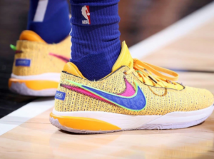 Giay Nike LeBron 20 'Laser Orange' DJ5422-801