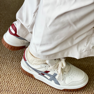 Giay Asics Court Mz Arthurs 'White Gray Red' 1203A127-107