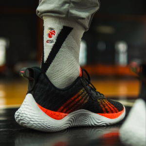 Giay Under Armour Curry Flow 'Iron Sharpens' 3025620-001