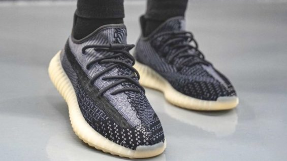 Tất tần tật những gì bạn cần biết về đợt sale adidas Yeezy cuối cùng