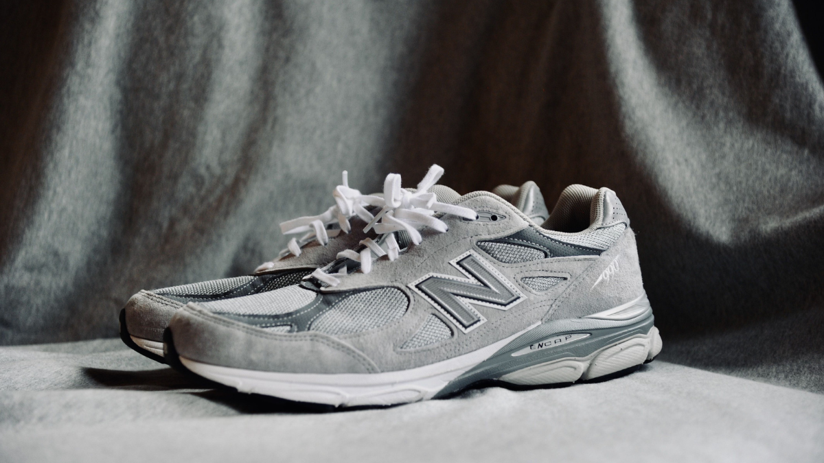 New Balance 990: Su ket hop tuyet voi giua chat luong va phong cach