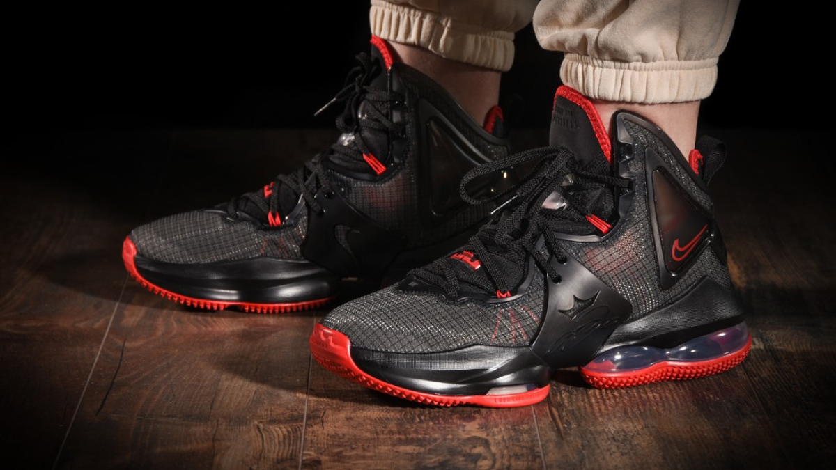 Nhung phoi mau Nike Lebron 19 duoc san don nhieu nhat