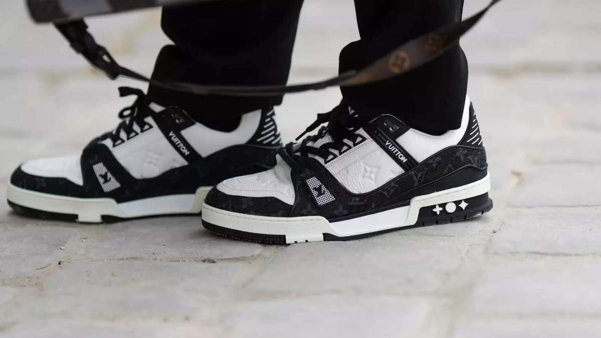 Nhung khoanh khac an tuong cua giay Sneakers hang hieu