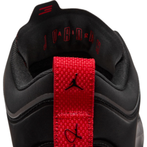 Giay Nike Air Jordan 37 'Bred' DQ4122-007