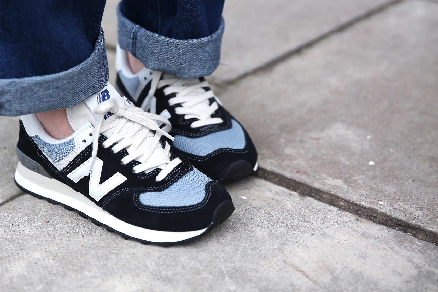 Hinh anh 6: Lieu New Balance 574 co phai la mot mau giay dang de so huu?