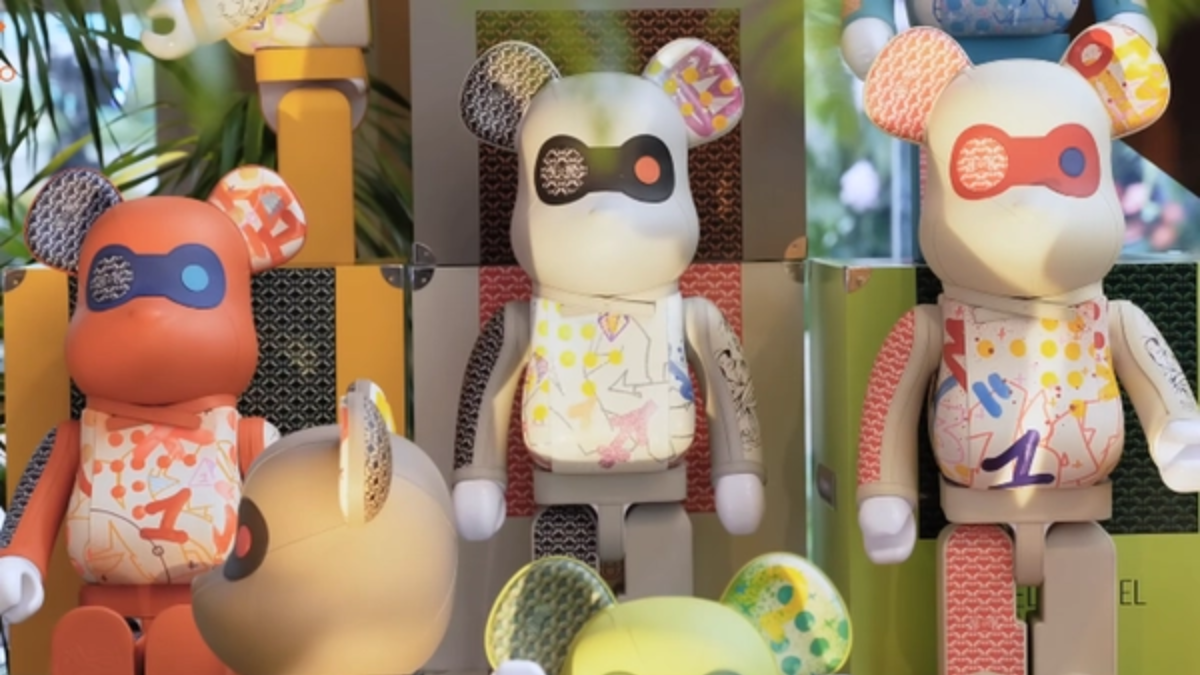 Hinh anh 7: Tai sao gau Bearbrick lai dat nhu vay? Cach bao quan BST gau Bearbrick cua ban