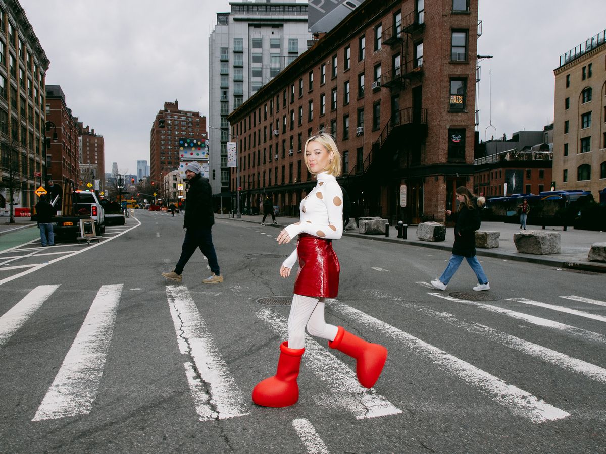 MSCHF: Thương hiệu đột phá với những sáng tạo vượt bậc Hinh anh 4: MSCHF: Thuong hieu dot pha voi nhung sang tao vuot bac