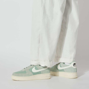 Giay Nike Air Force 1 Low 'Enamel Green Sail' DO9801-300