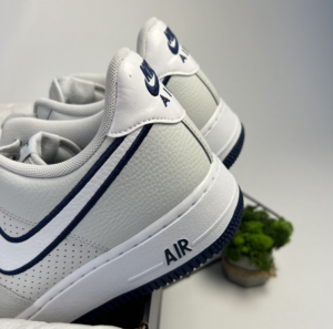 Giay Nike Air Force 1 07 'White' FJ4211-002