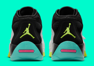 Giay Nike Jordan Zion 2 'White Volt Dynamic Turquoise' DO9161-107