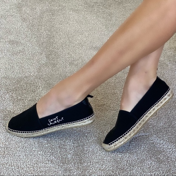 Lich su cac dong giay cua Saint Laurrent : Diem dac biet cua cac thiet ke giay coi