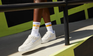 Giay Nike Air Force 1 Low 'Gold Embroidery' DR6402-900