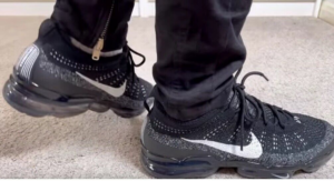 Giay Nike Air VaporMax Flyknit 'Oreo' DV1678-001