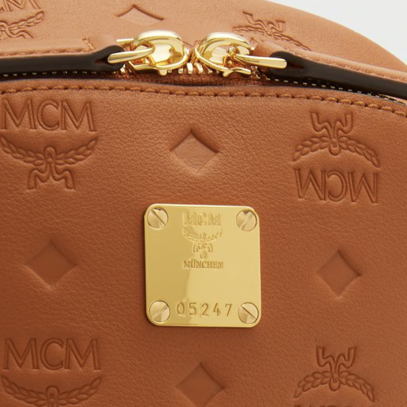 legit-check-6-buoc-quan-trong-de-xac-dinh-balo-mcm-chinh-hang