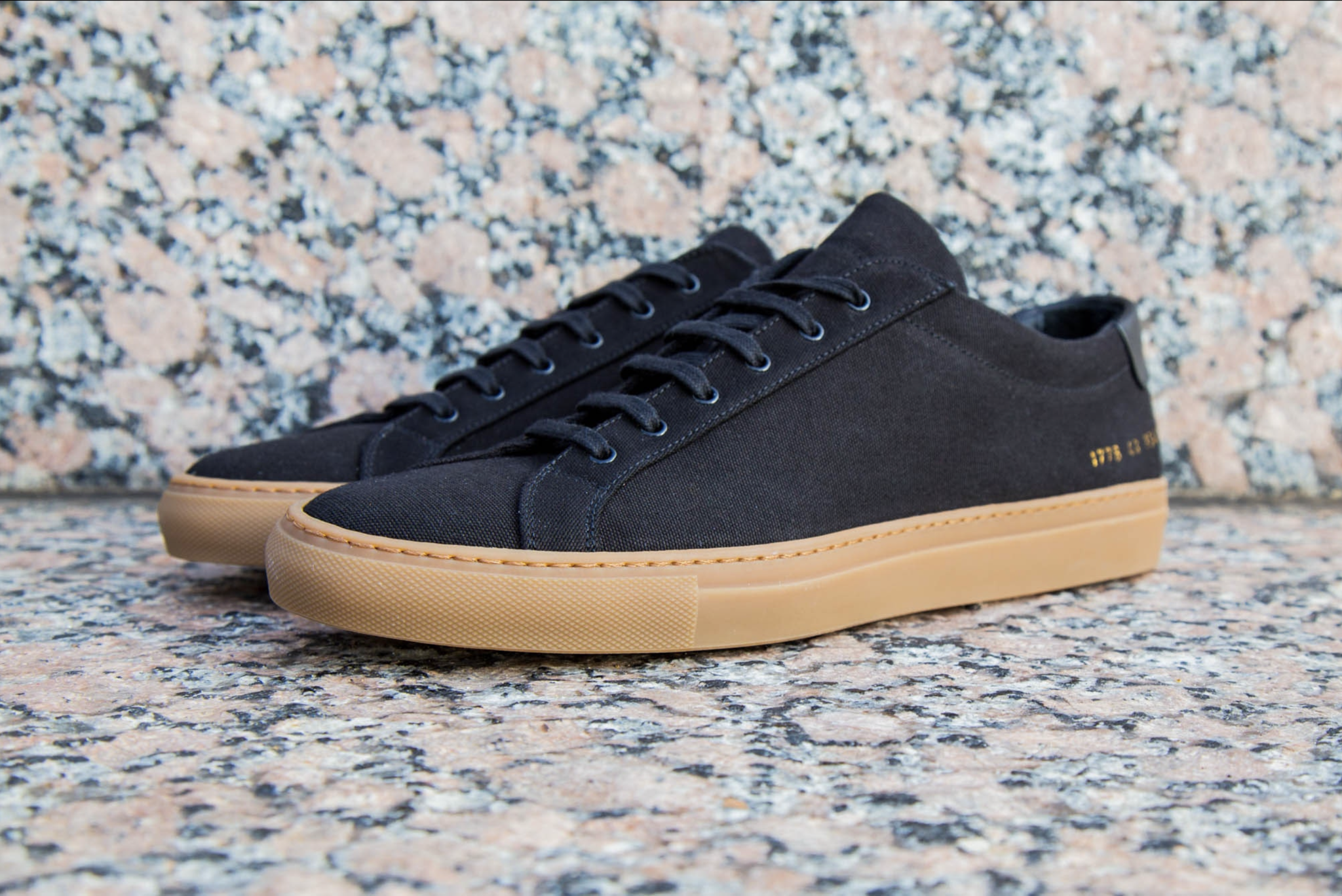 lich-su-va-nhung-dieu-co-the-ban-chua-biet-ve-thuong-hieu-common-projects