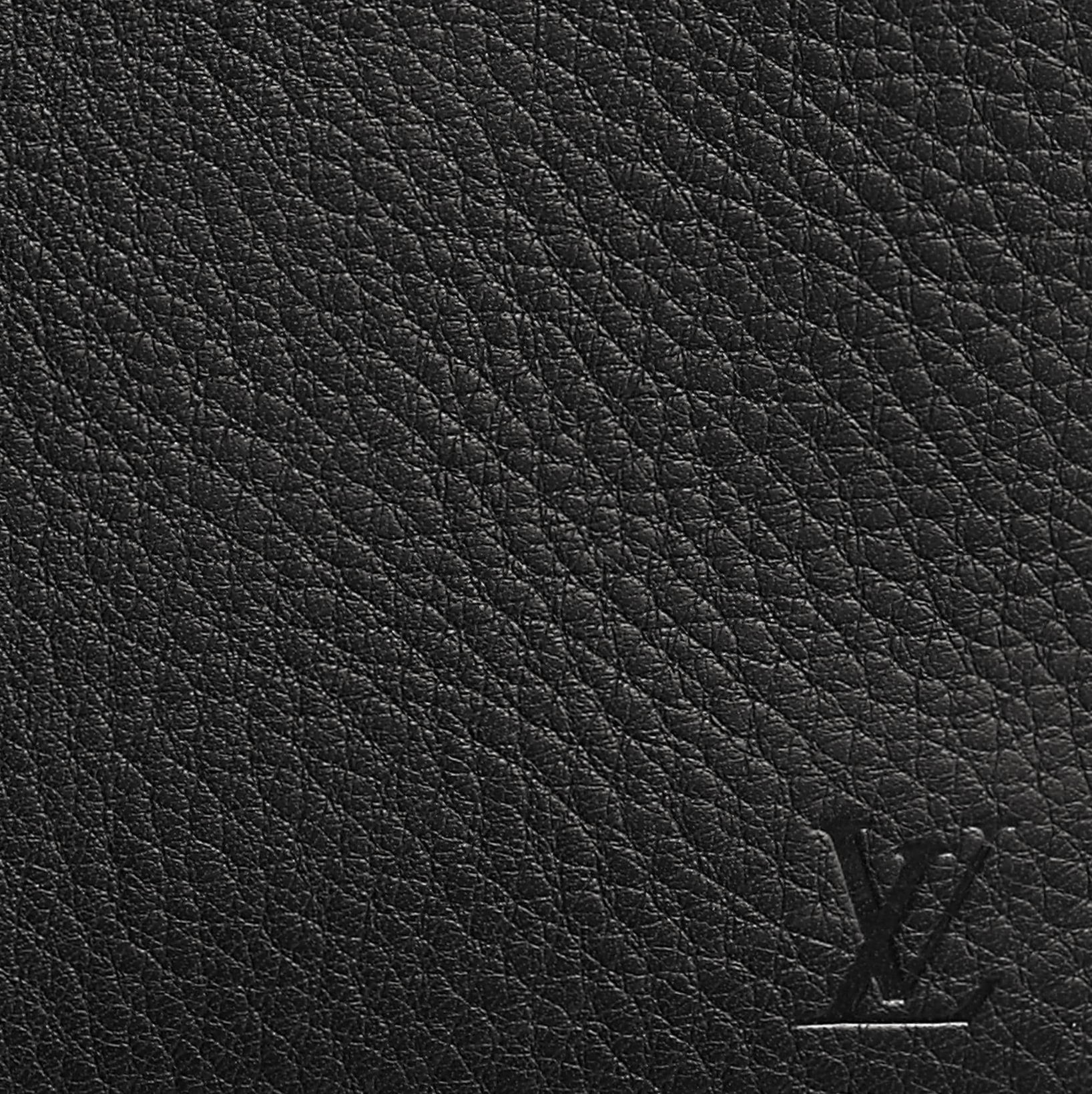 Hinh anh 4: Diem qua cac loai da pho bien duoc dung cho cac san pham cua Louis Vuitton