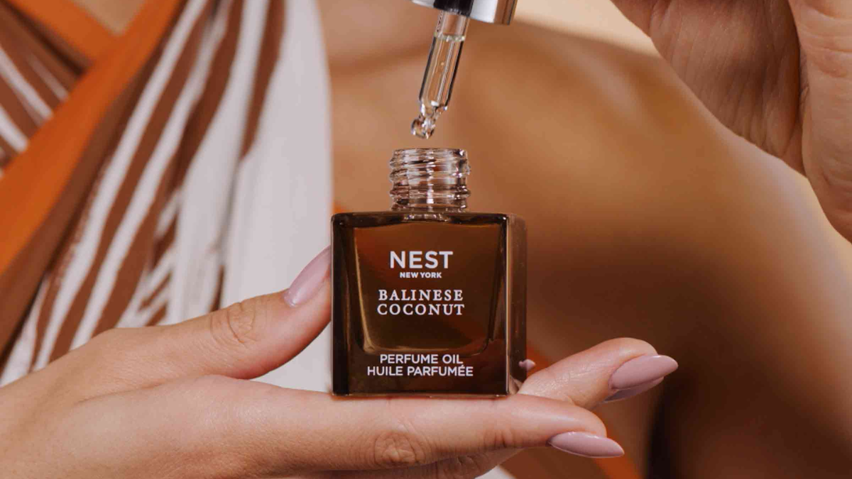 Hinh anh 9: 20 huong nuoc hoa ban nen so huu trong ky nghi le mua he nay (Phan 2)