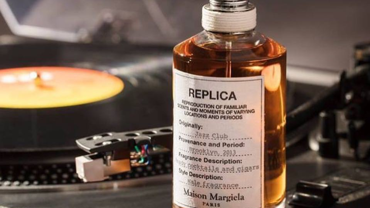 Hinh anh 9: 10 chai nuoc hoa nam luu huong lau nhat ma ban nen thu (Phan 1)