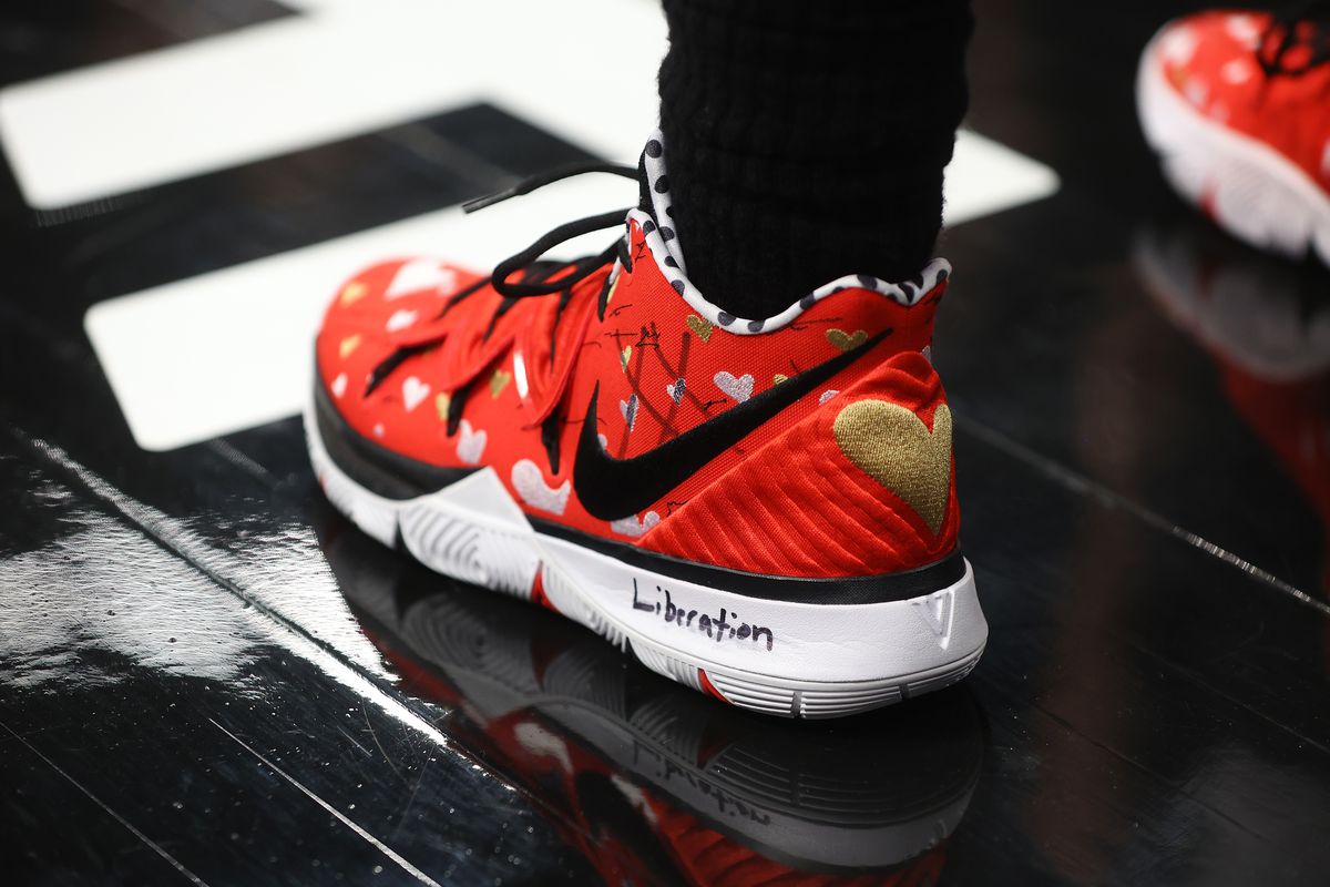 Nike Kyrie: Khi nghệ thuật và sự đột phá gặp gỡ trong một đôi giày Hinh anh 4: Nike Kyrie: Khi nghe thuat va su dot pha gap go trong mot doi giay