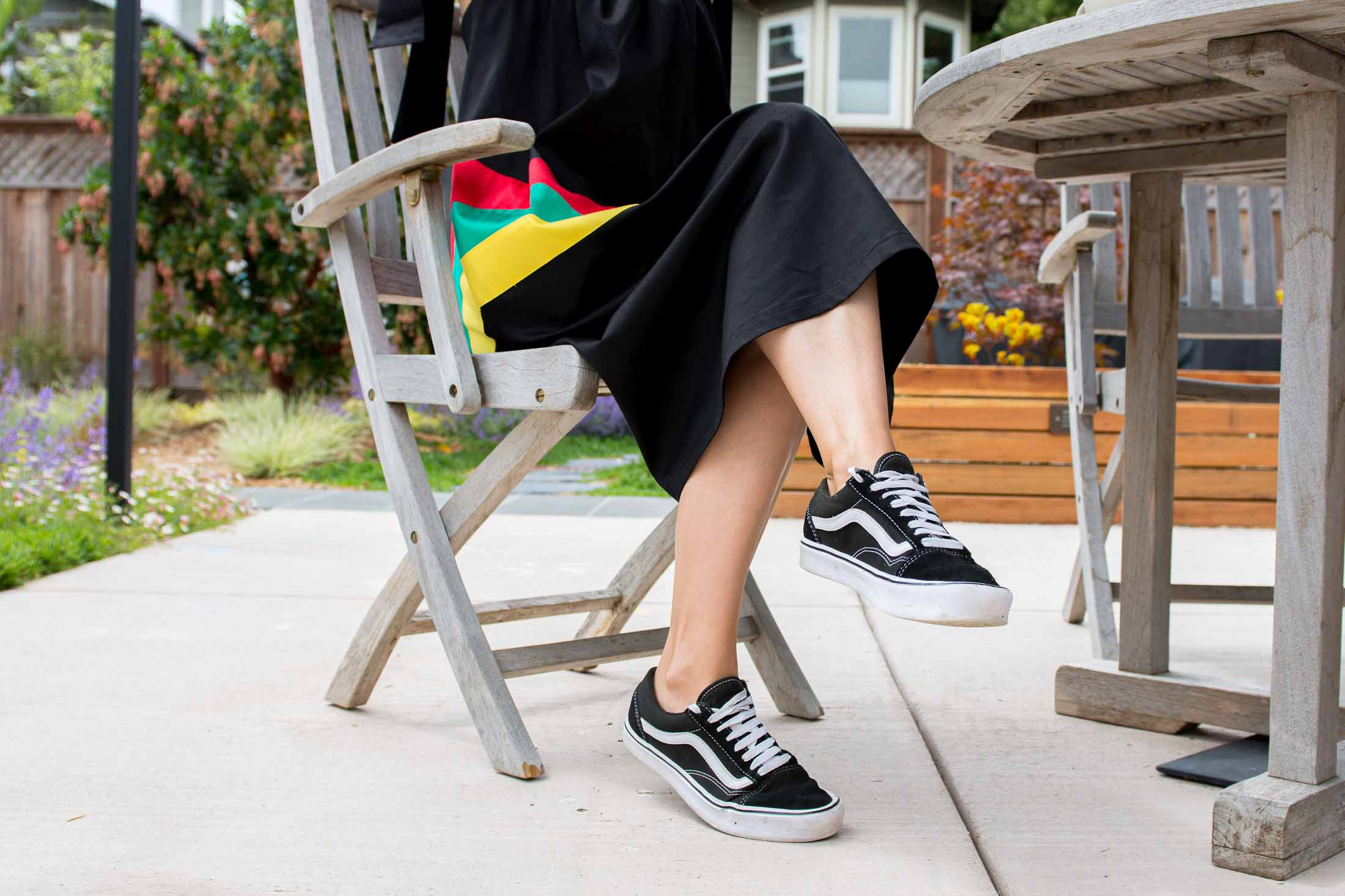 Những mẹo phối đồ cùng Vans Old Skool có thể bạn chưa biết Hinh anh 3: Nhung meo phoi do cung Vans Old Skool co the ban chua biet