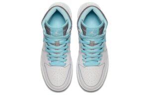 Giay Niike Air Jordan 1 Retro High 'White Still Blue' 332148-106