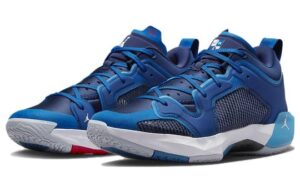 Giay Nike Air Jordan 37 Low 'Fraternity' DV9909-401