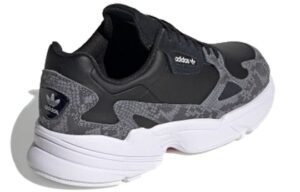 Giay Adidas Falcon 'Black Snakeskin' FV4483