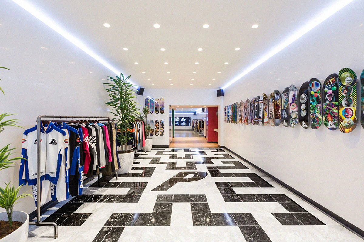 Hinh anh 5: Palace: Hien than cua tu duy sang tao trong the gioi thoi trang duong pho