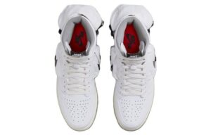 Giay Nike Air Jordan 1 Retro High Utility 'White Black' DO8727-100