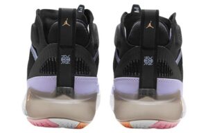 Giay Nike Air Jordan 37 'Dongdan' FJ7515-001