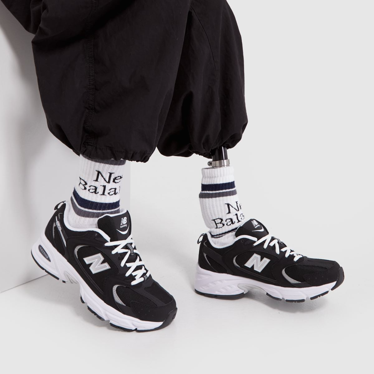 Hinh anh 6: 5 phoi mau basic nhat cua dong giay quoc dan New balance 530