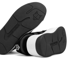 Giay Naked Wolfe Slider 'Black'