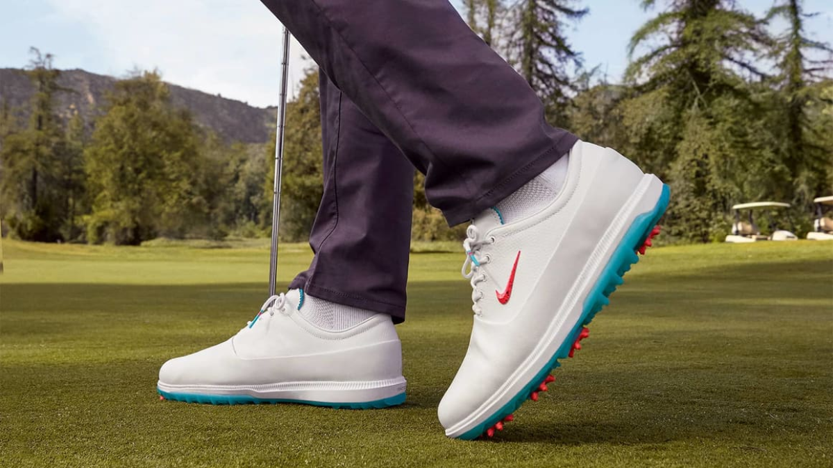 Hinh anh 1: Nhung item nen co de to diem outfit choi Golf cua ban