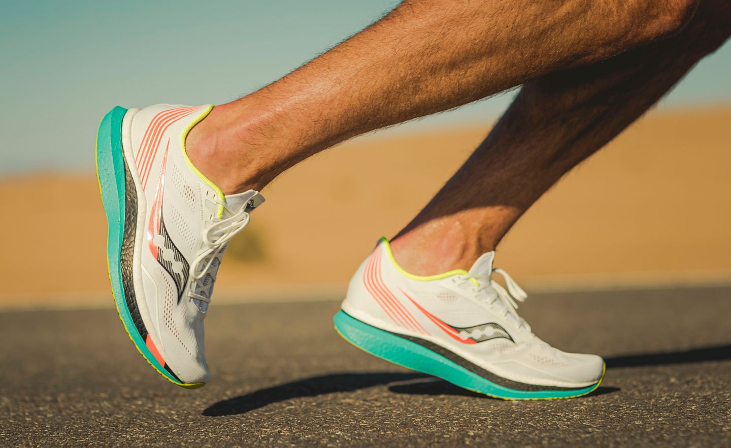 Hinh anh 6: Giay Saucony - Doi tac dong hanh cung nhung buoc chay vuot qua gioi han