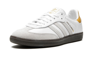 Giay Adidas x Kith Samba Classics 'Off White' IE4800